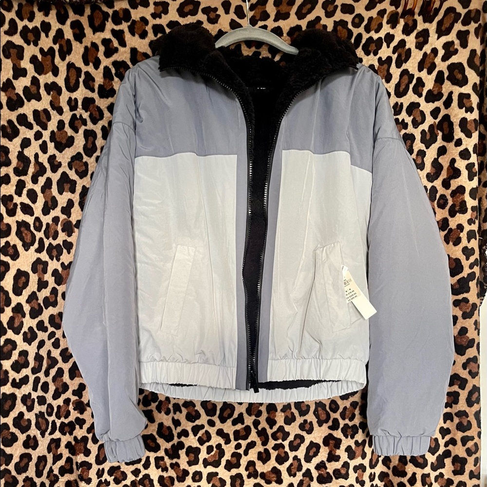 Victoria’s Secret Pink Reversible Sherpa(M)